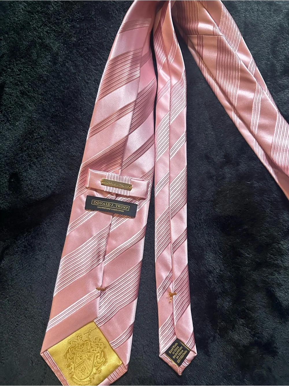 Donald J. Trump Signature Collection‎ Pink Striped Silk Tie Made in Italy